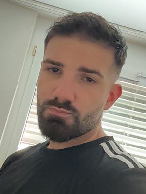 Alessandro, 23