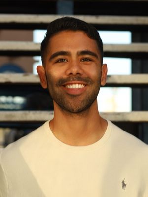 Alexander, 33