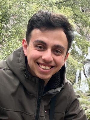 David, 25