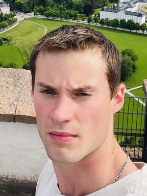 Aaron, 22