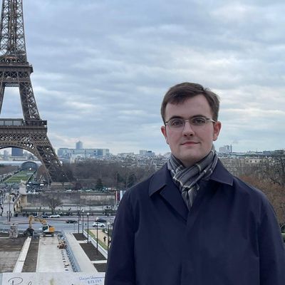 William, 23