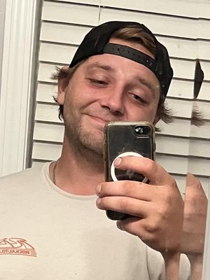 Kyle, 27