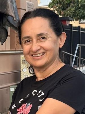 Adriana, 62