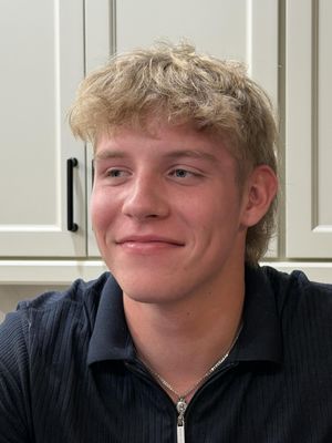 Ian, 19
