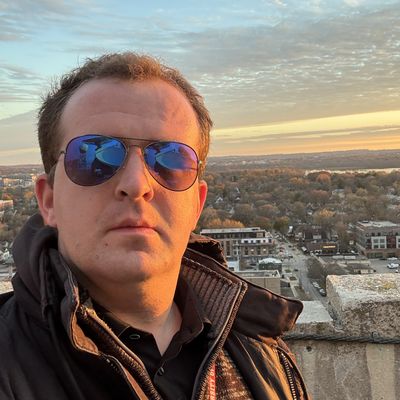 Andrew, 29