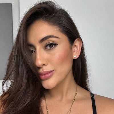 Mariana, 31