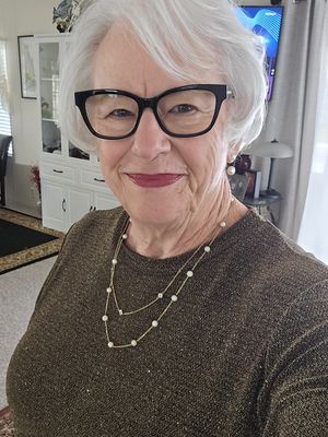 Jennifer, 75
