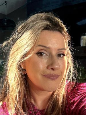 Cristina, 50