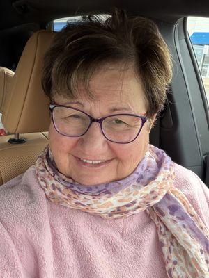 Lynn, 72