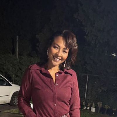 Paula, 52