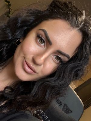 Alicia, 34