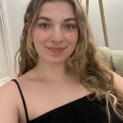 Abigail, 26