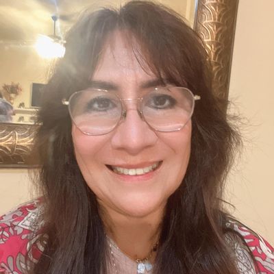 Rocio, 58
