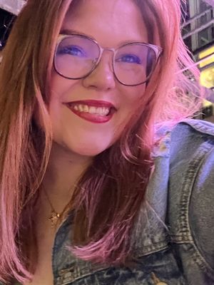 Jo, 29