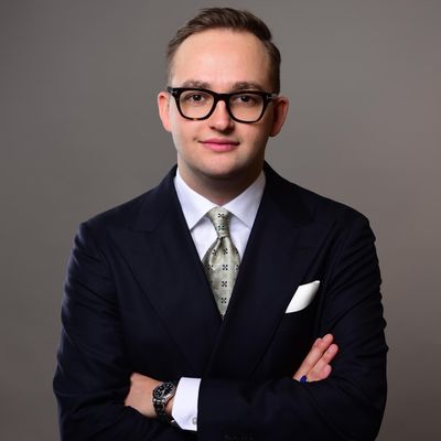 Nicolas, 28