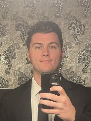Connor, 25