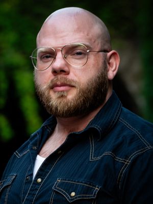 Dan, 37