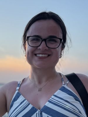 Hanna, 28