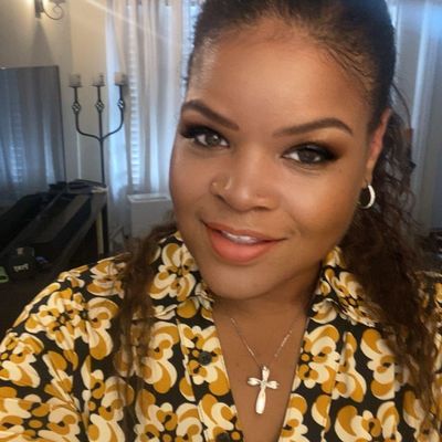 Renay, 54