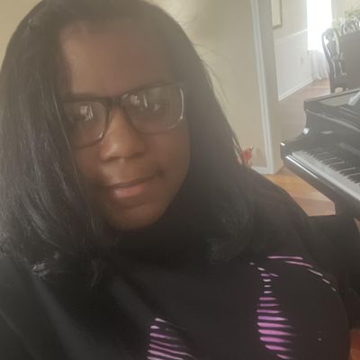 Kelly, 31