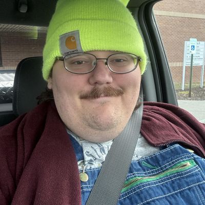 John, 27