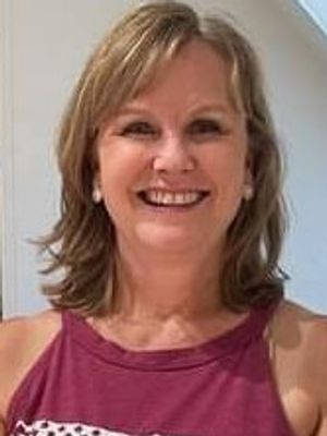 Laura, 59