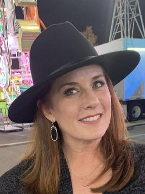Erin, 54