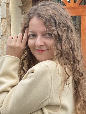 Benedicta, 27