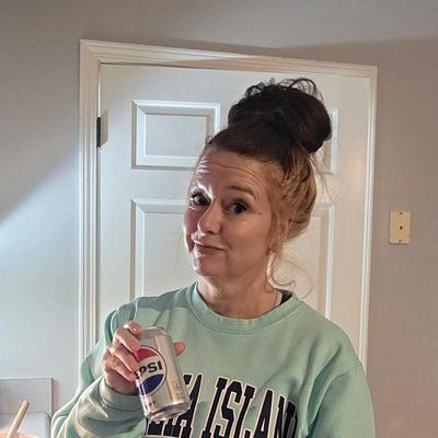 Donna, 46