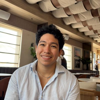 Juan Pablo, 27