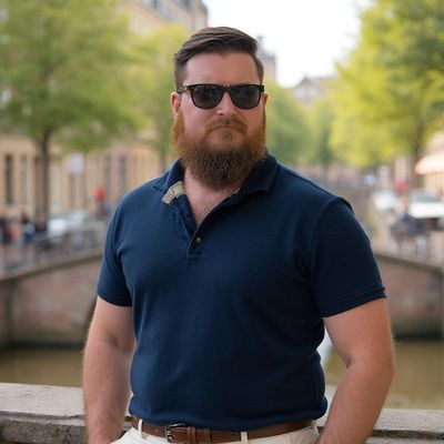 Ryan, 32