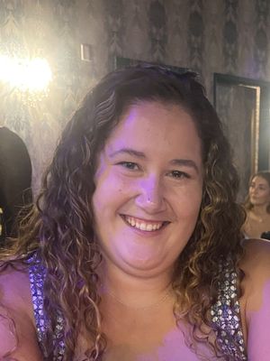 Jana, 32