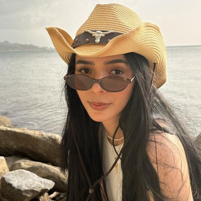 Angie, 23