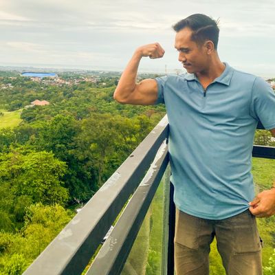 Dom, 26