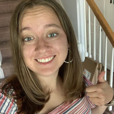 Madelyn, 24