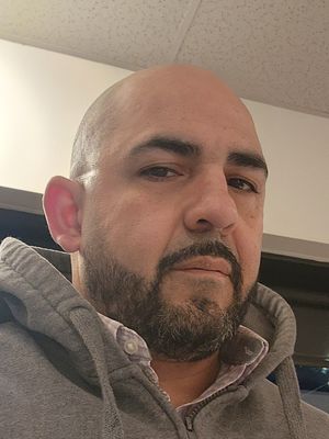Jose, 47