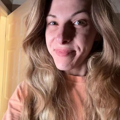Sonya, 33
