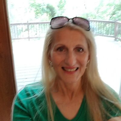Cindy, 64