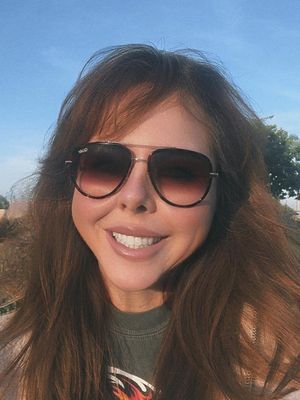 Marie, 44