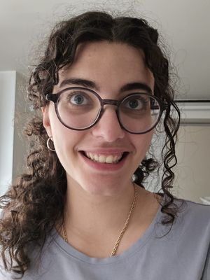 Chiara, 25