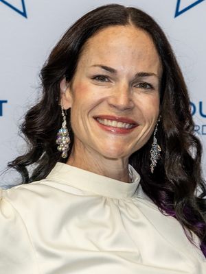 Shelly, 45