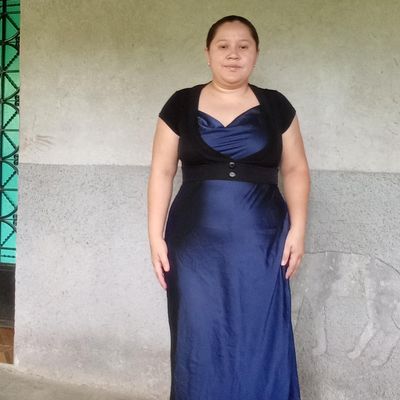 Beatriz, 25