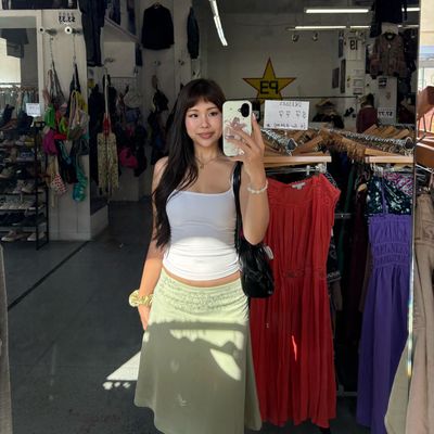 Tam, 27