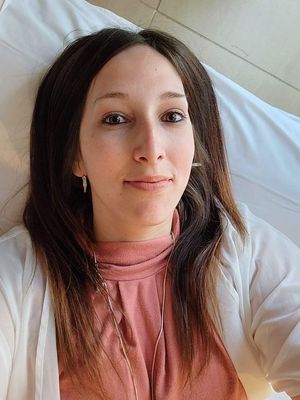 Valentina, 41