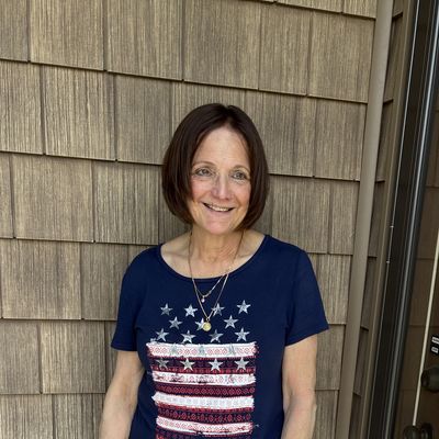 Sandy, 71