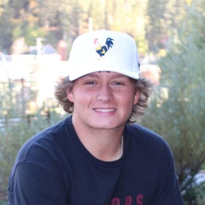 Christian, 19