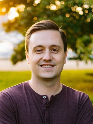 John, 33