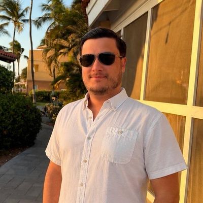 Kevin, 29
