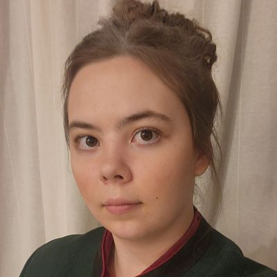 Violet, 20