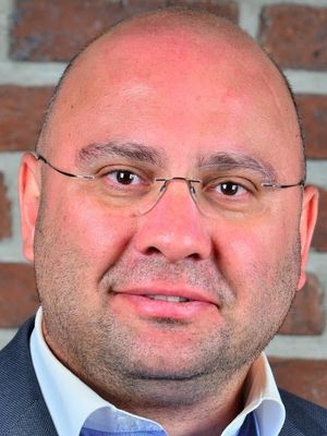 Serkan, 57